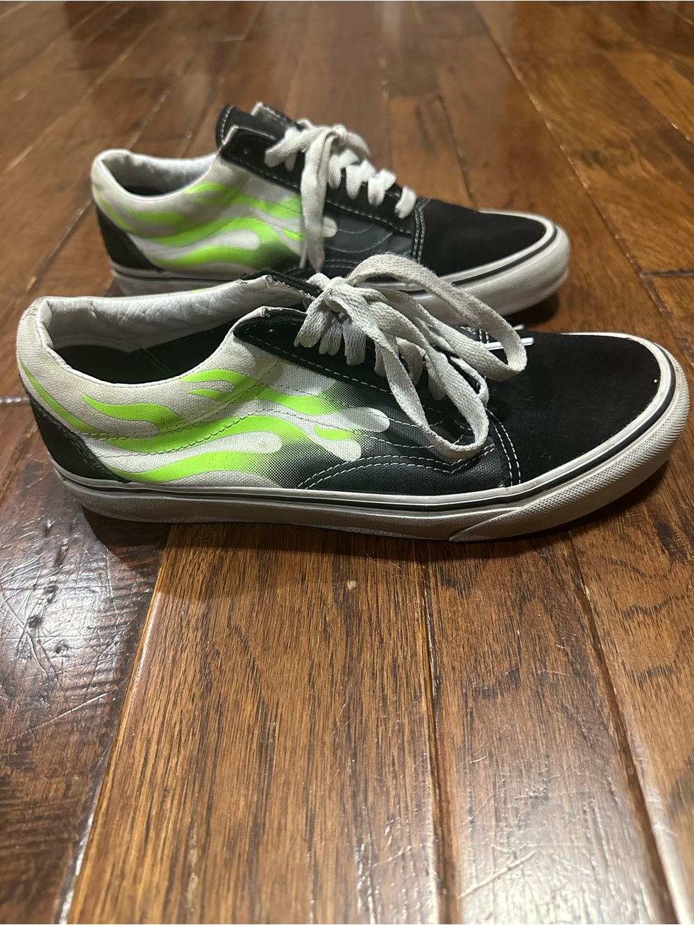 VANS Old Skool Flame Black White Green Sneakers Unisex M 7 W 8.5